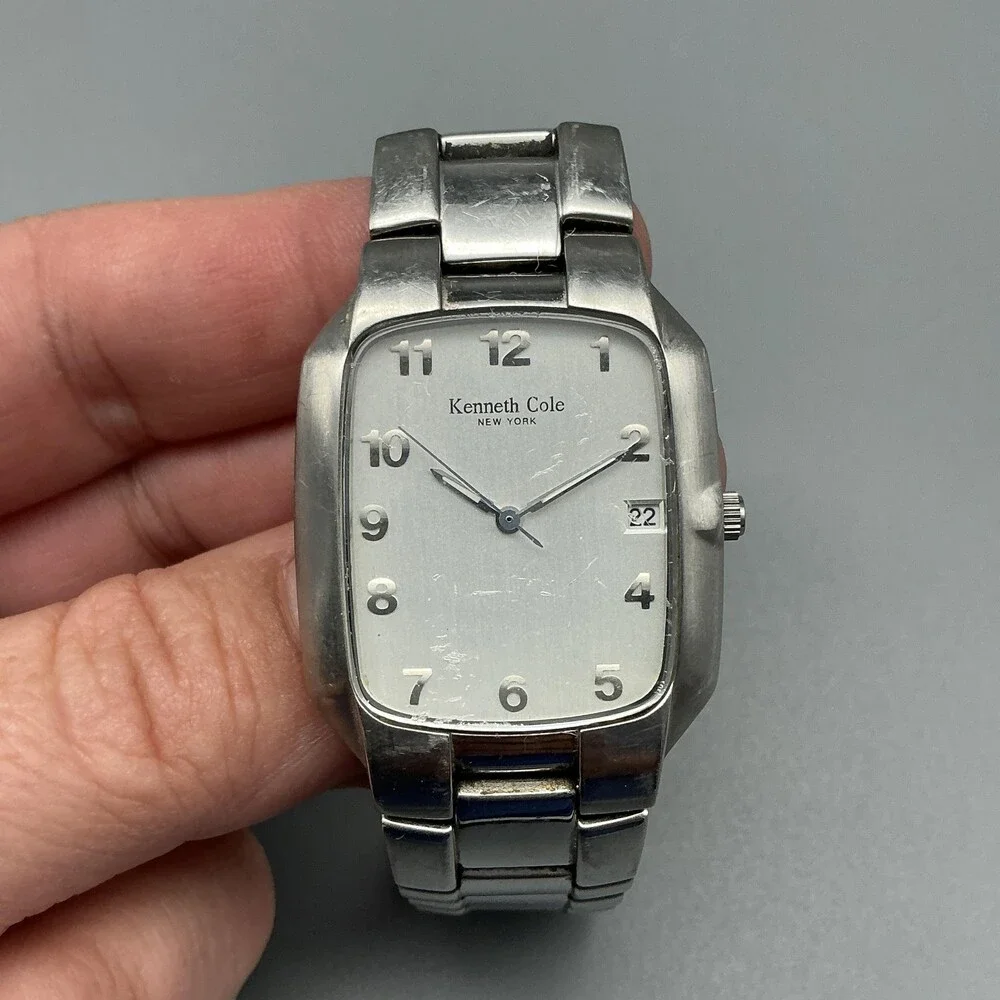 Kenneth Cole Mens Watch 30mm Silver Tone Stainless Date KC3297 New Battery 7.25